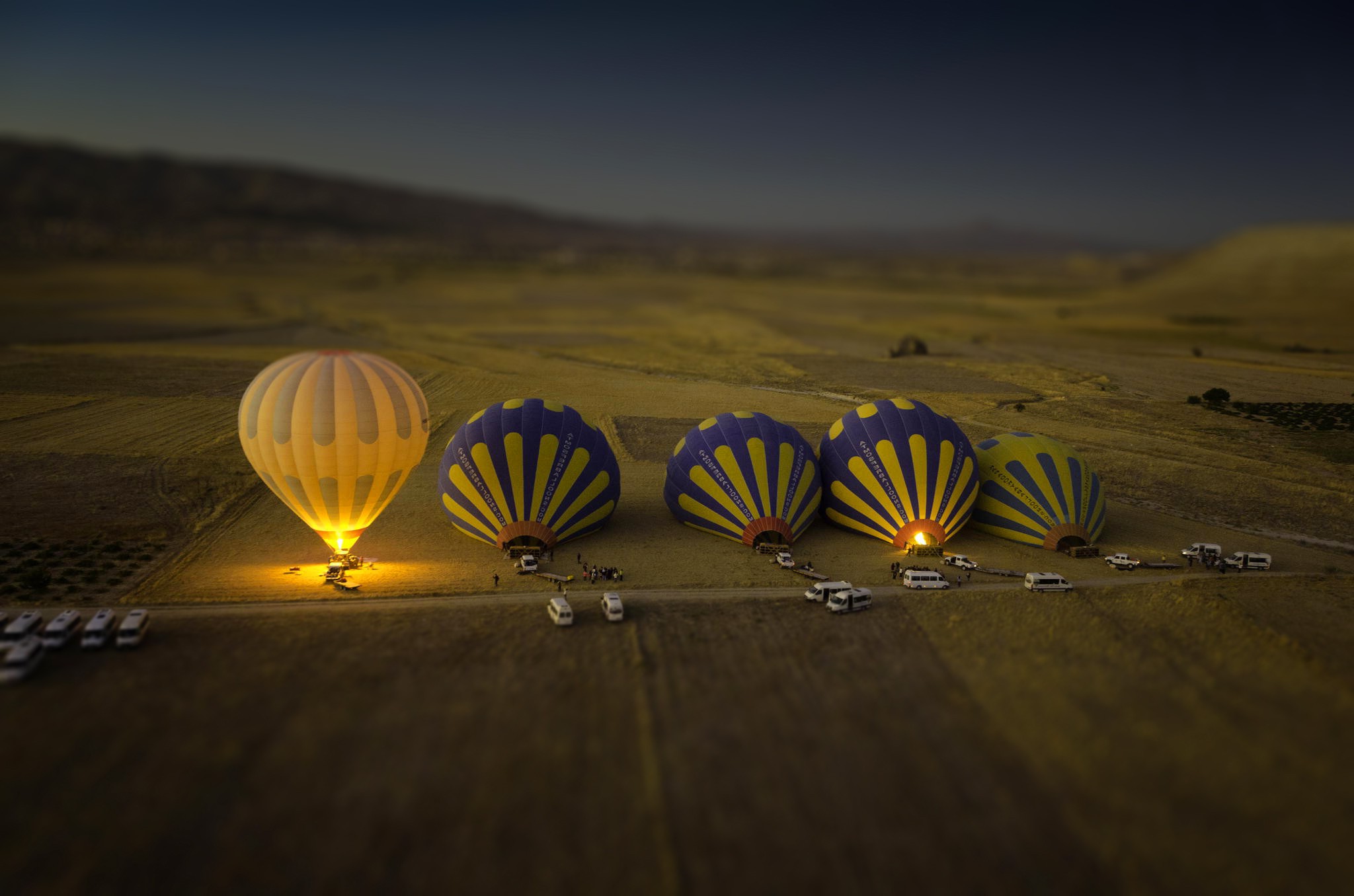 hot Air Balloons, Landscape, Tilt Shift, Car, Field, Nature, Group Of  People, Hill, Fire Wallpapers HD / Desktop and Mobile Backgrounds
