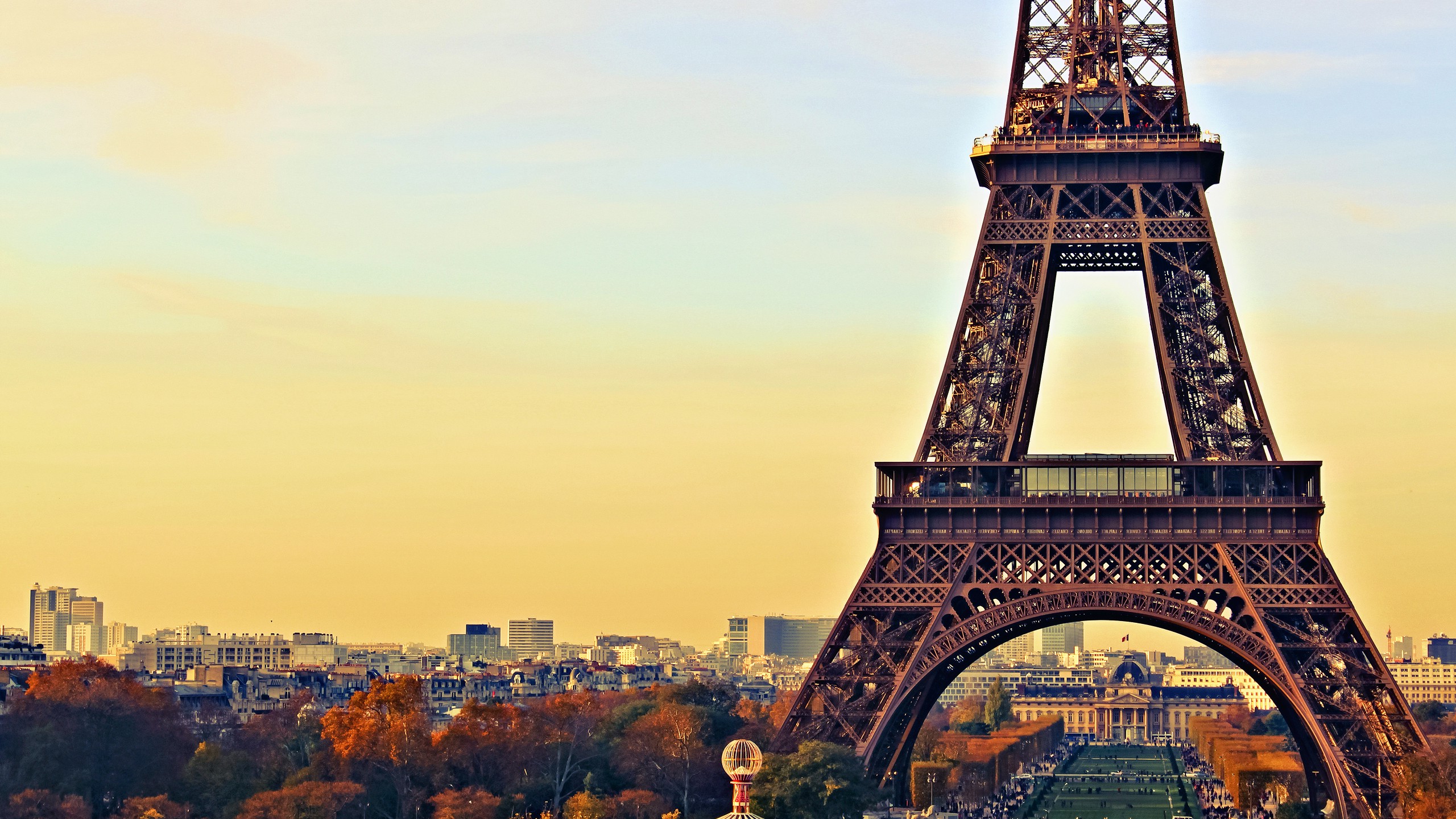 Paris Eiffel Tower Depth Of Field Photography Landscape