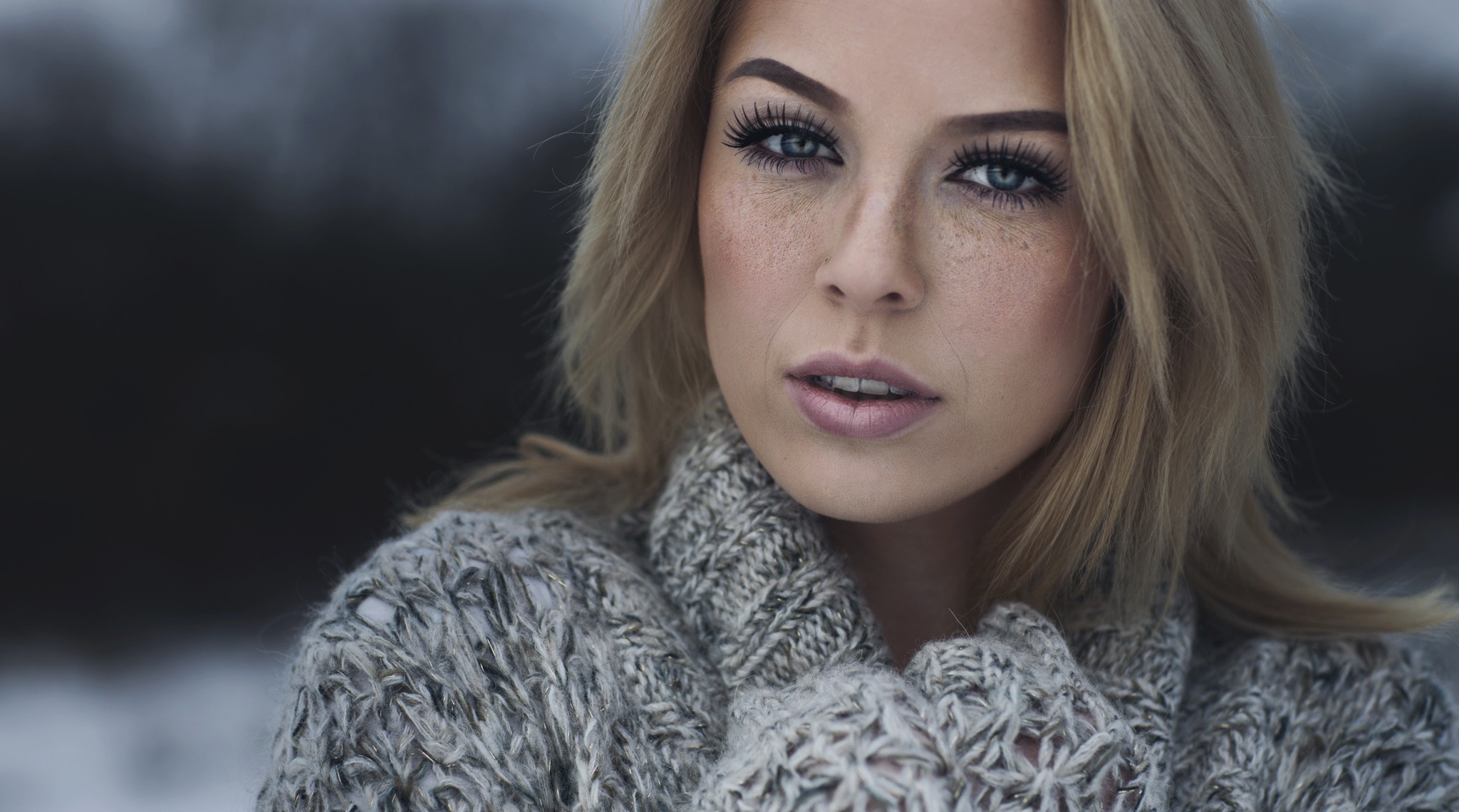 women, Blonde, Blue Eyes, Portrait, Freckles, Sweater ...
