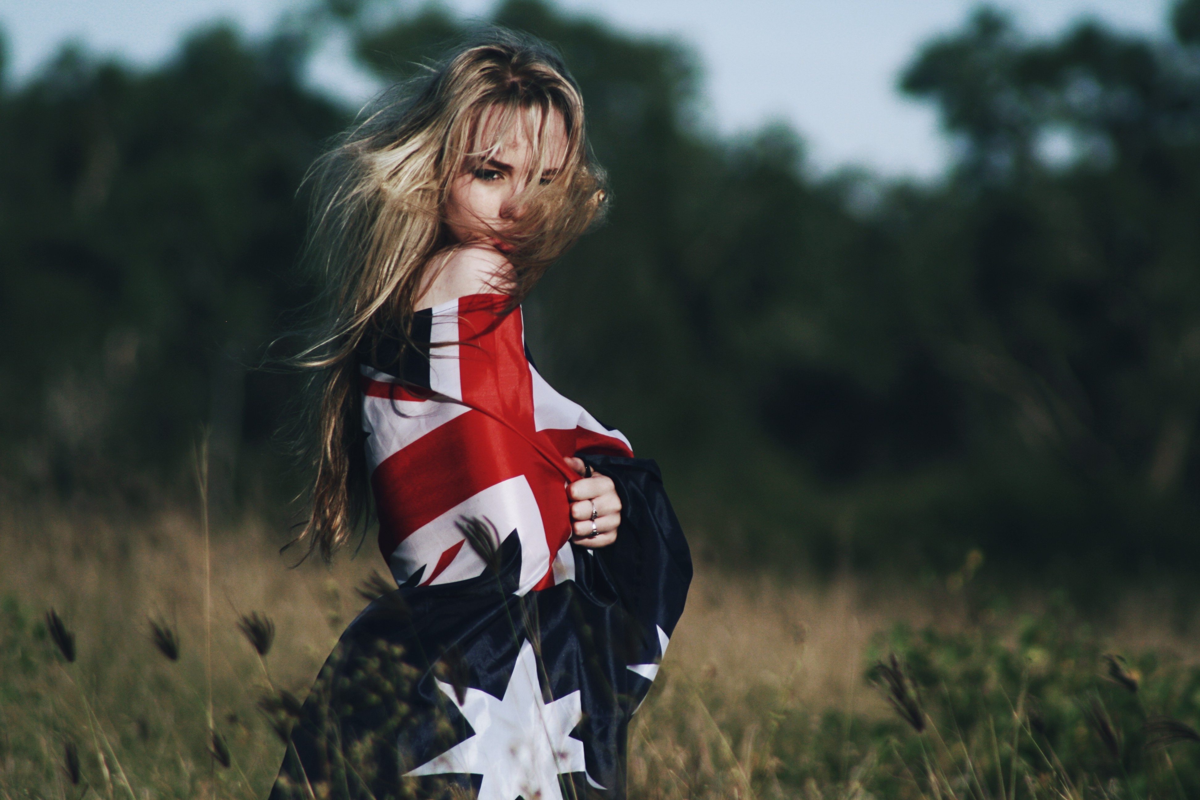 women, Women Outdoors, Hair In Face, Looking At Viewer, Flag, Field,  Australia, Windy Wallpapers HD / Desktop and Mobile Backgrounds
