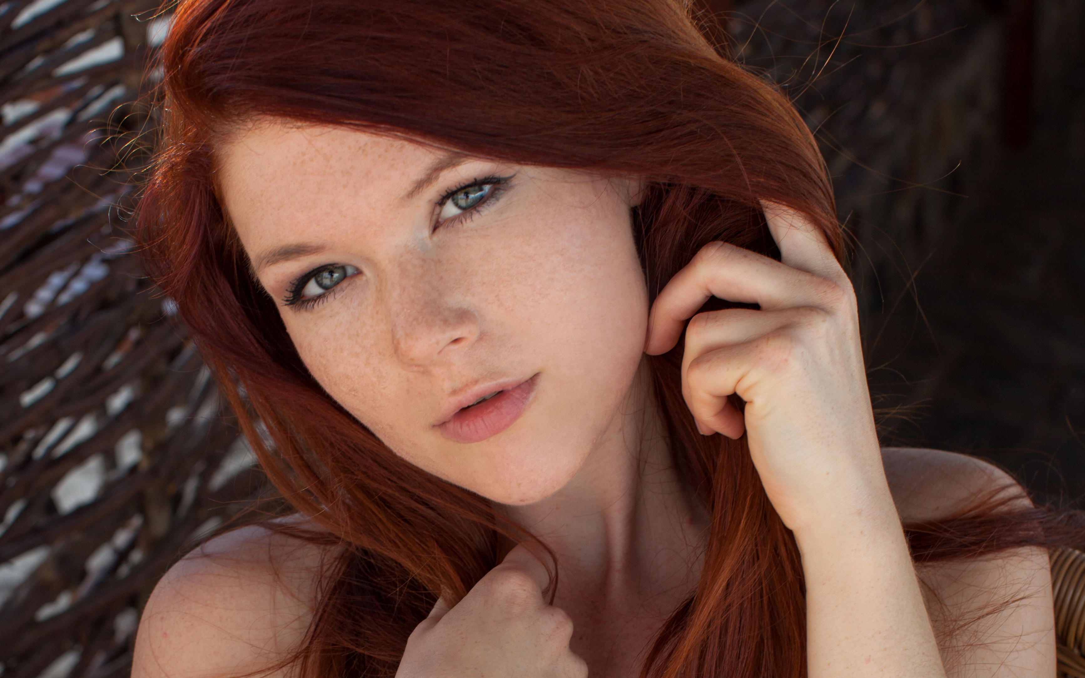 Women Redhead Mia Sollis Face Freckles Hazel Eyes Sensual Gaze Looking At Viewer 4127