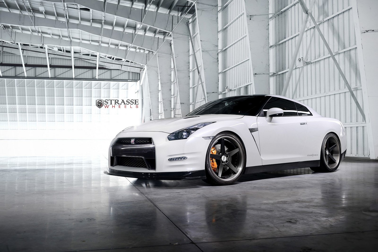 Gtr Nissan Strasse Tuning Wheels White Wallpapers Hd Desktop And