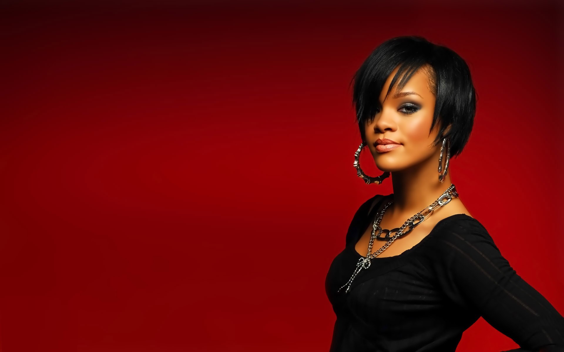 Rihanna Babe Model Wallpaper