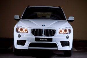 White BMW X1