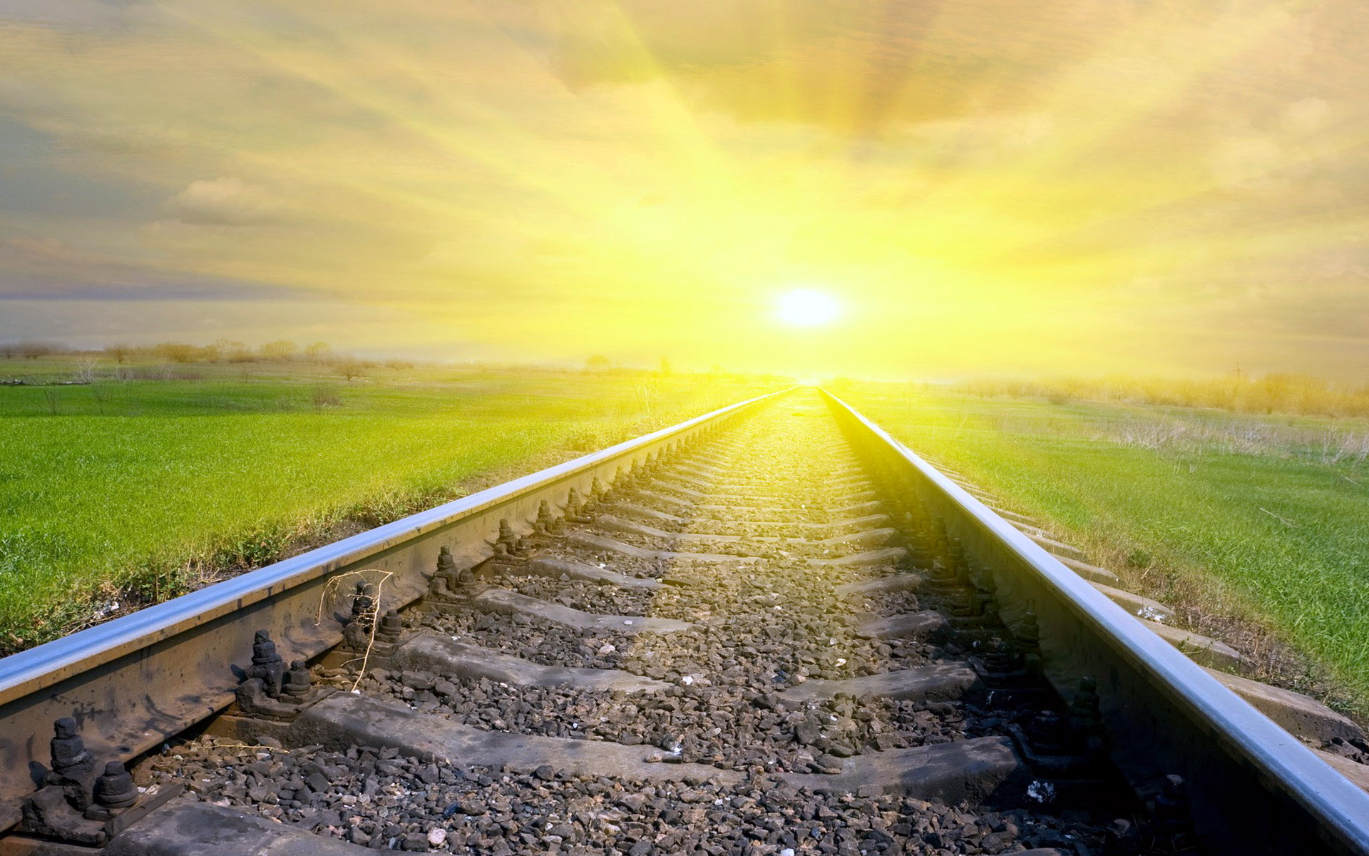 Beautiful Sunrise On End Railroads Wallpaper