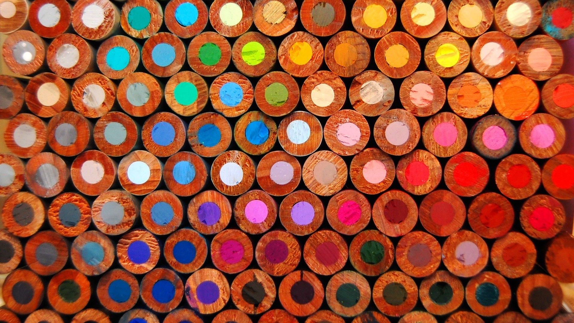 Colored Pencils Line Wallpaper