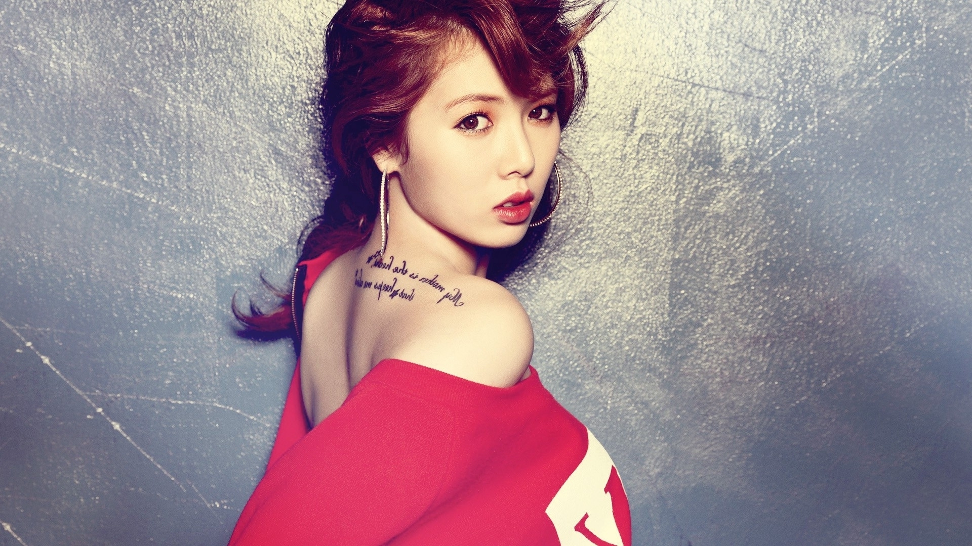 Kim Hyuna Redhead Singer Wallpaper