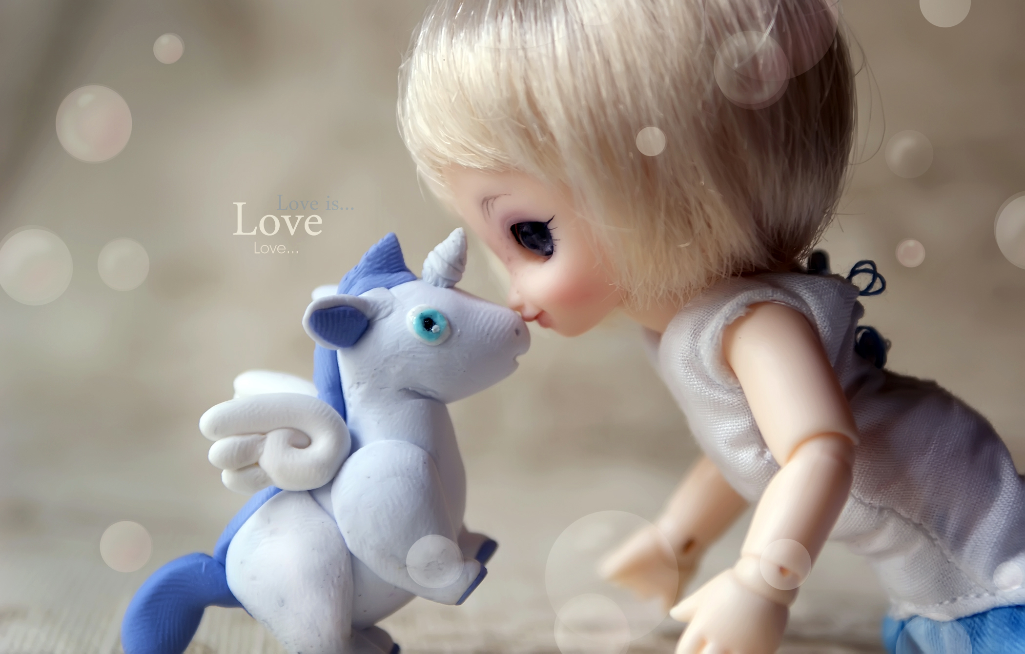 Unicorn Toy Kissing Baby Toy Wallpaper