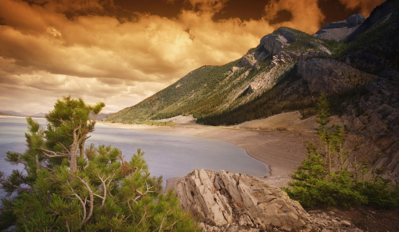 Lake View From Somewhere In USA Wallpaper