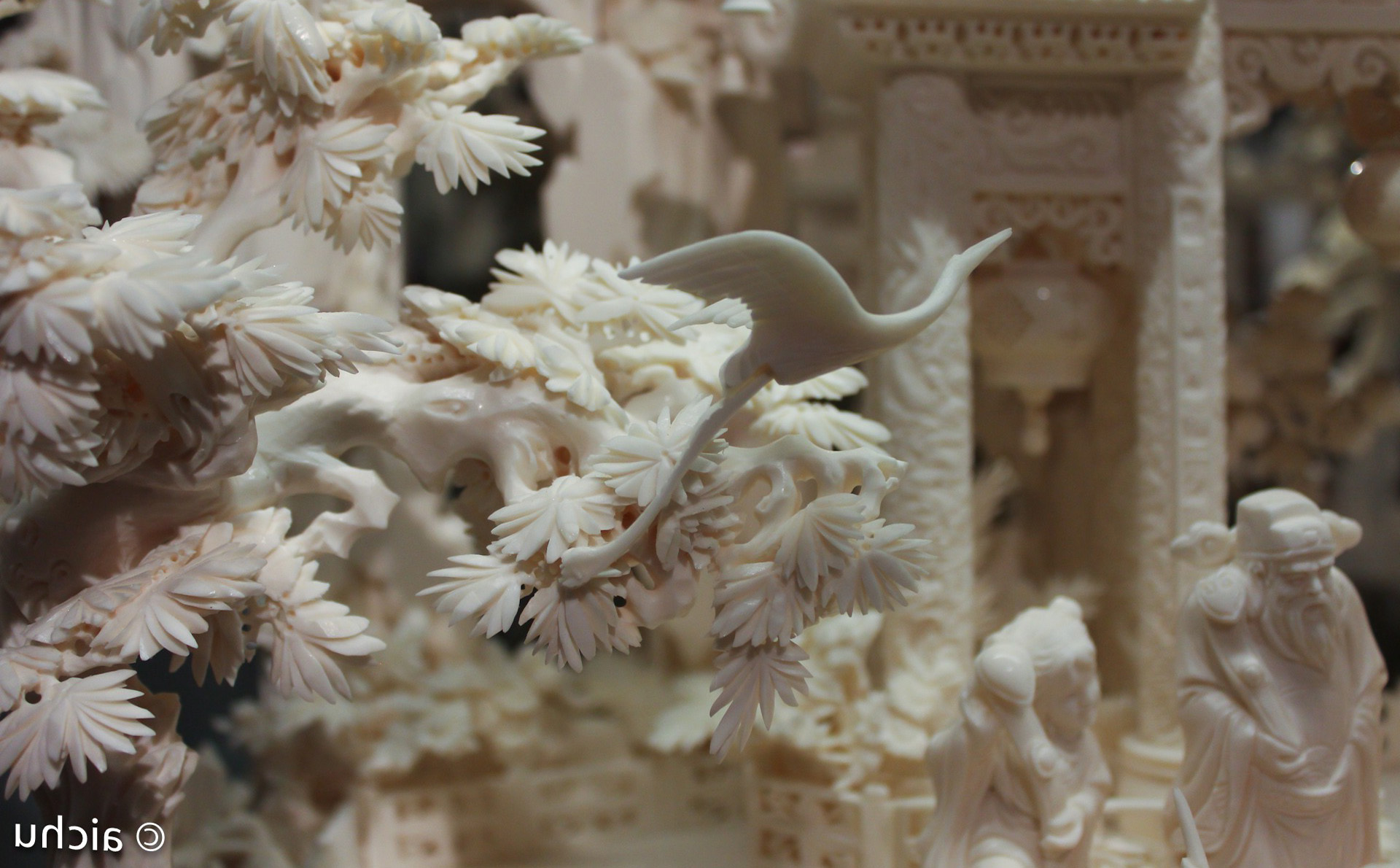 Chinese Ivory Carving Wallpaper