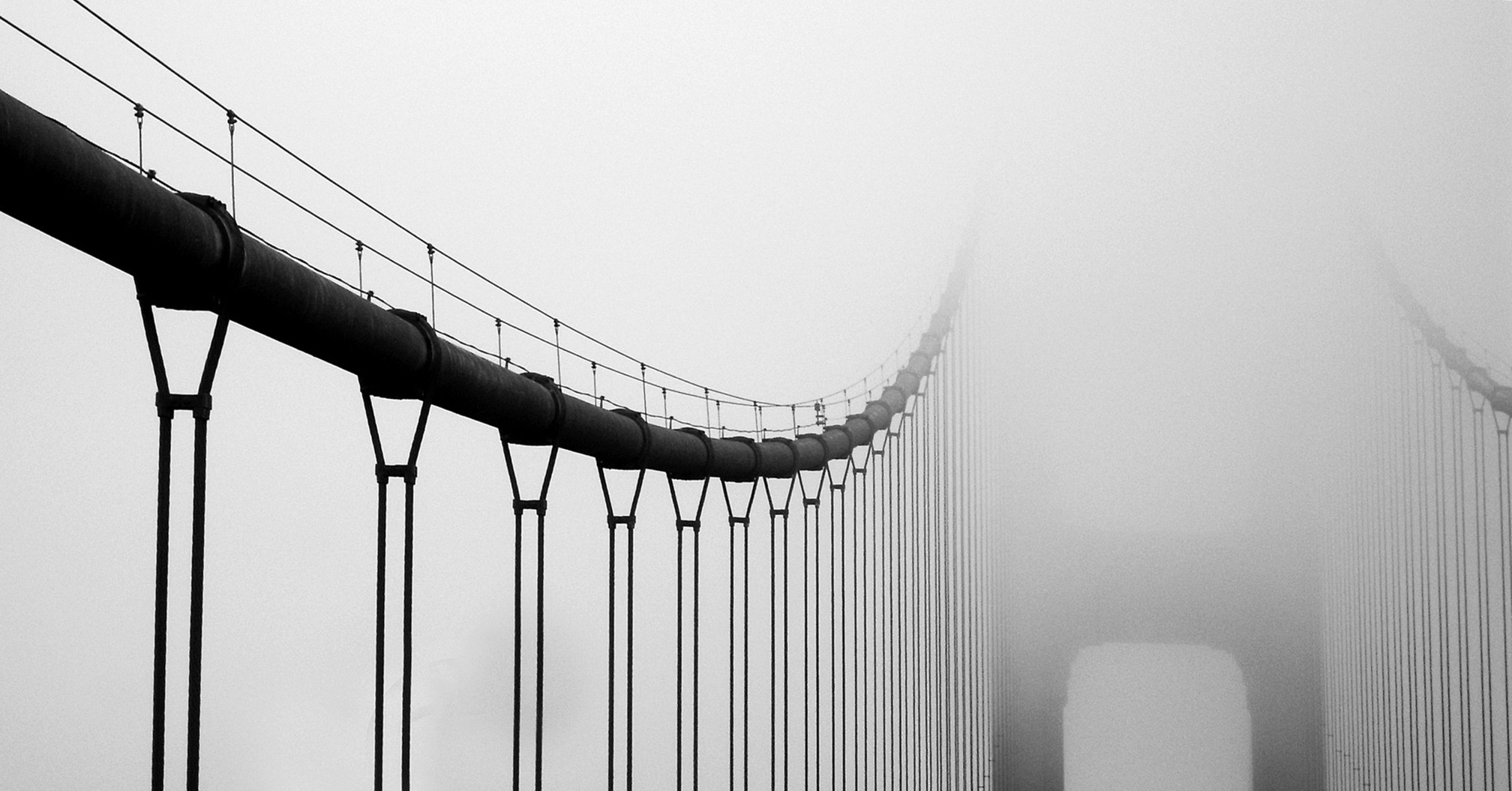 Cloudy Golden Gate Bridge Wallpaper