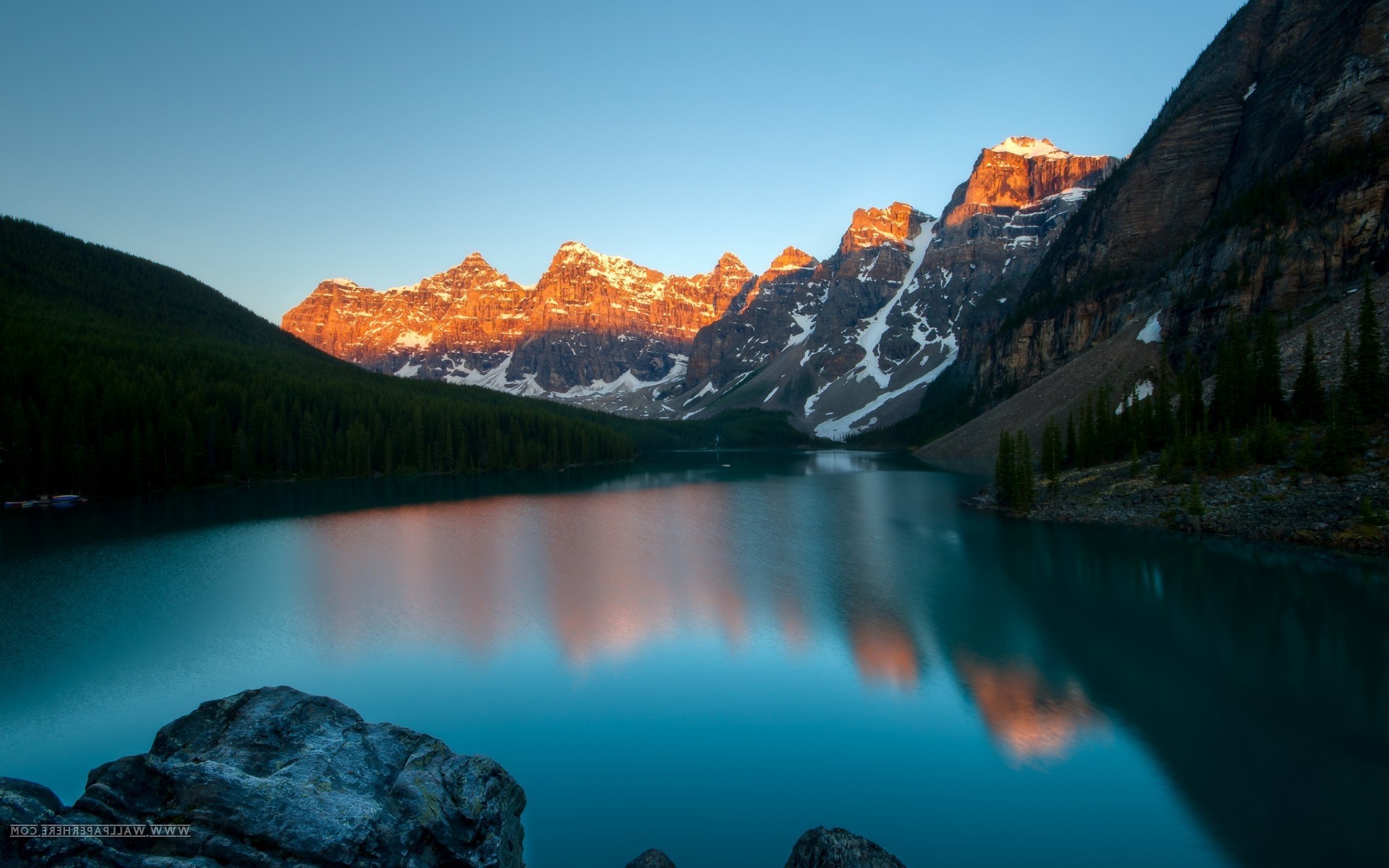 landscape, Lake, Sunset, Mountain, Moraine Lake, Banff National Park, Canada Wallpaper