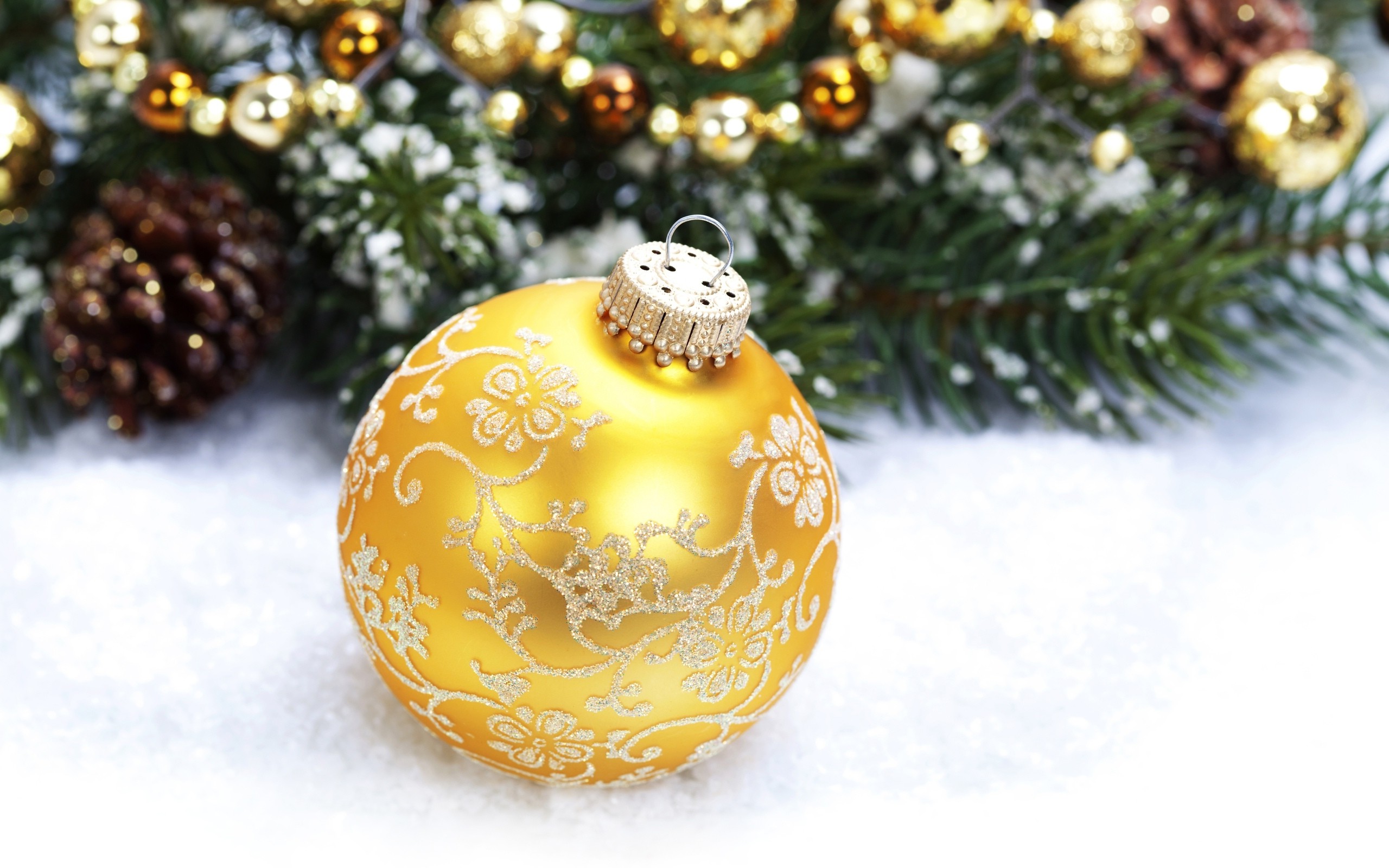 New Year, Snow, Christmas Ornaments, Depth Of Field, Leaves Wallpaper