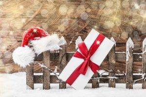 New Year, Snow, Fence, Presents, Santa Hats, Bokeh