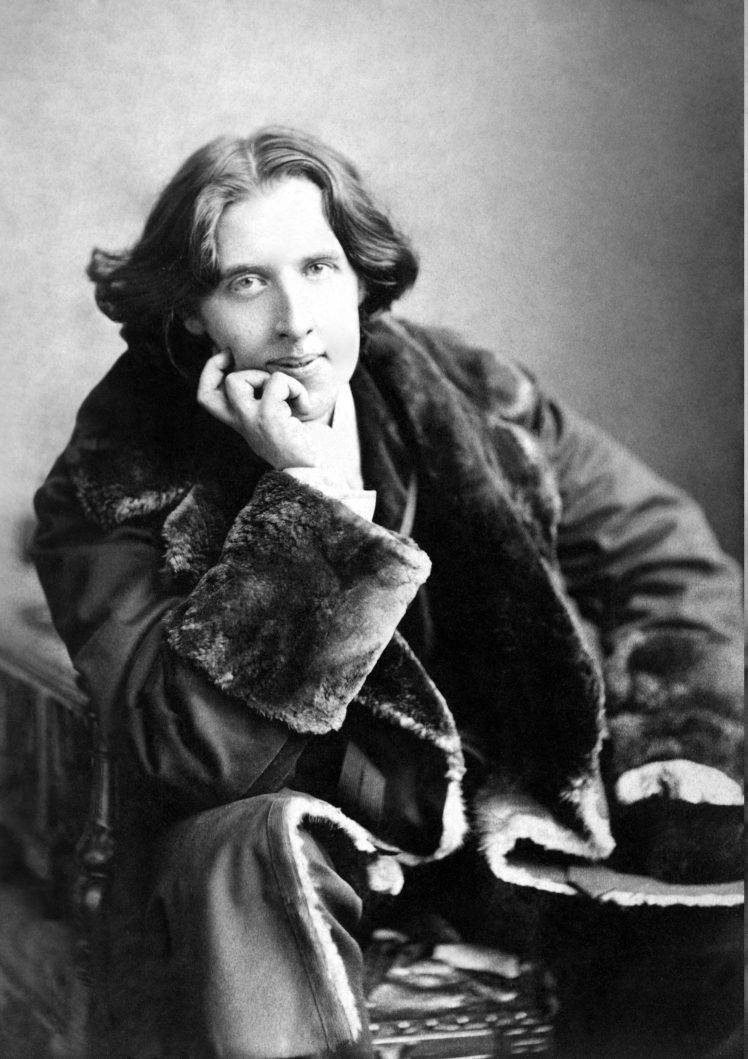 men, Oscar Wilde, Writers, Monochrome, Vintage, Smiling, Fur Coats, Sitting HD Wallpaper Desktop Background