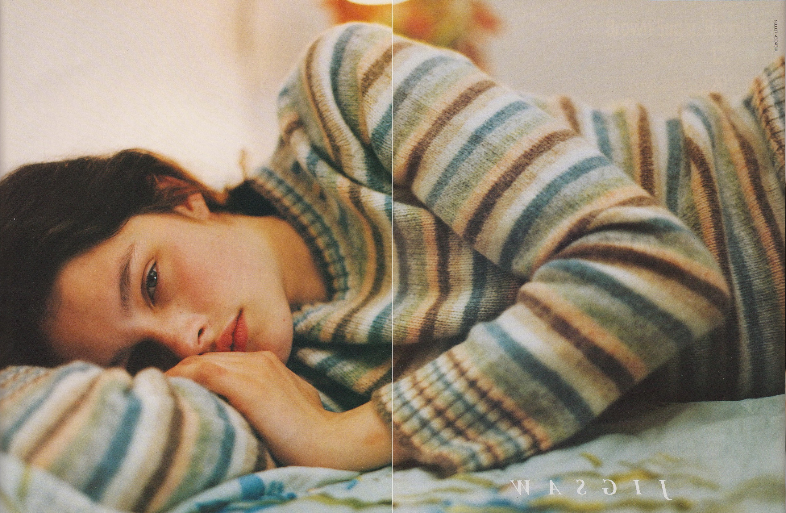 vintage, Women, Lying Down, Sweater, Brunette Wallpaper