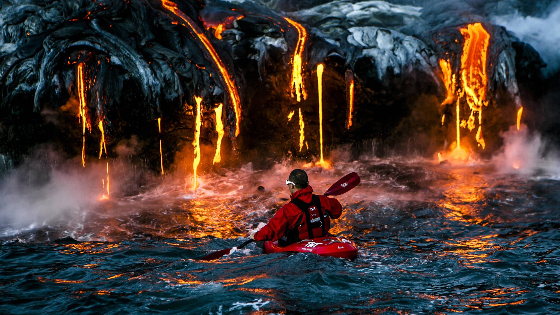 nature, Landscape, Volcano, Lava, Smoke, Men, Kayaks, Danger, Water, Sea, Sports Wallpaper