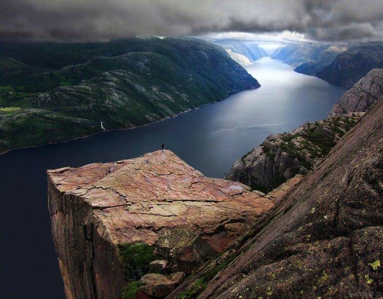 Preikestolen, Norway, Fjord, Clouds, Cliff, Mountain, Sea, Green, Blue, Nature, Landscape HD Wallpaper Desktop Background