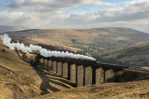 railway, Steam Locomotive, Train, Nature, Bridge, Hill, Clouds, Landscape, Trees, Field, Sunlight, Shadow, Arch, Bricks, Harry Potter