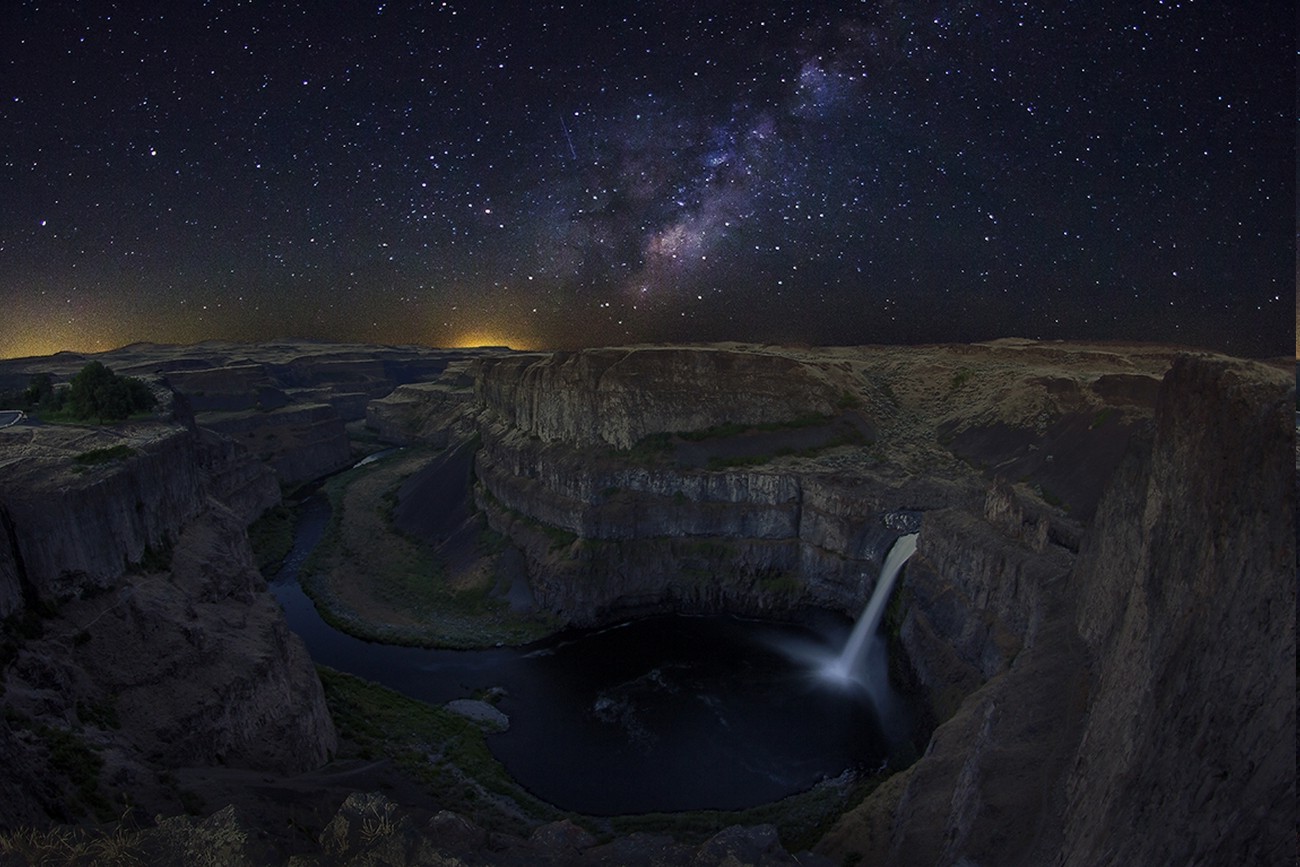 Palouse Falls, Waterfall, River, Canyon, Starry Night, Universe, Galaxy, Milky Way, Washington State, Lights, Long Exposure, Nature, Landscape Wallpaper