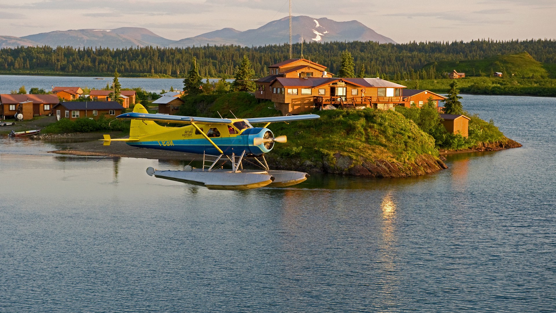 airplane, Aircraft, Landscape, USA, Alaska, Lake, Water, Island, House, Trees, Forest, Mountain, Snow, Rock, Propeller, Clouds, Star Engine Wallpaper