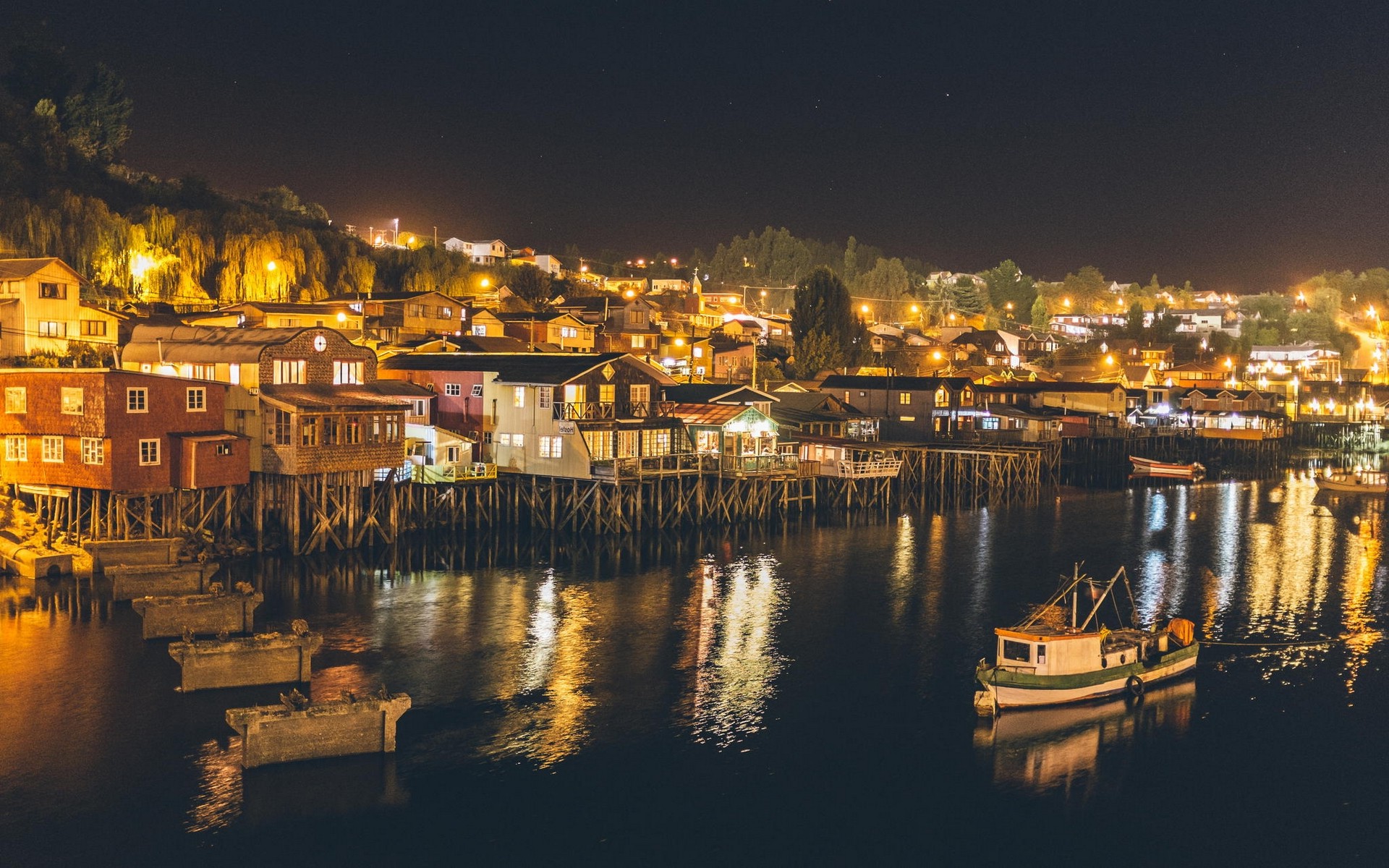 night, Lights, City, Pile dwelling, Chile, Island, Sea, Boat, Urban, Architecture, Landscape Wallpaper