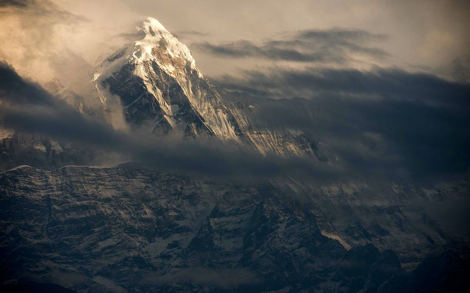 nature, Landscape, Himalayas, Mountain, Snowy Peak, Sunset, Mist, Nepal, Clouds Wallpaper