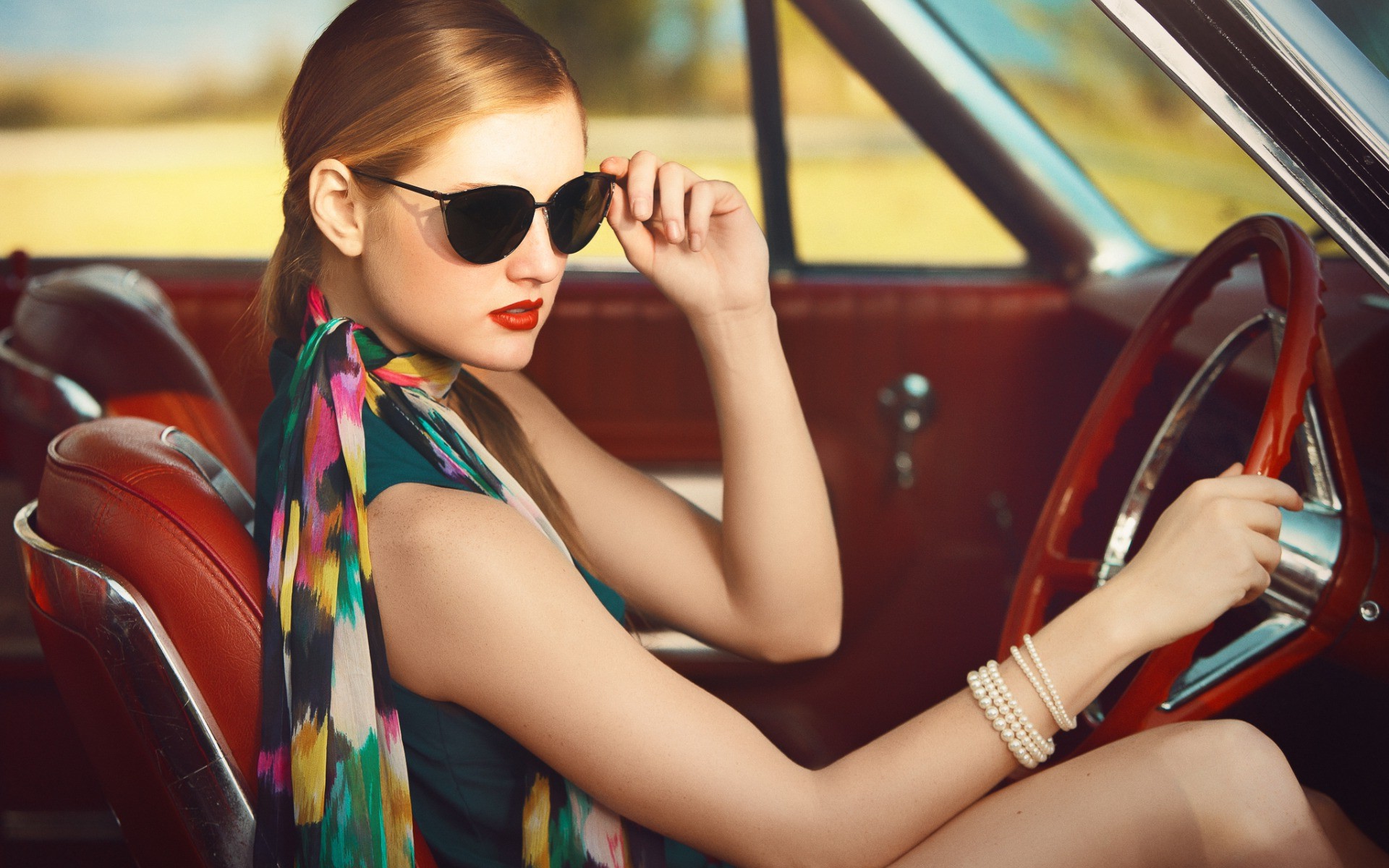 sunglasses, Scarf, Bangles, Red Lipstick, Car, Blonde, Vintage, Sitting Wallpaper