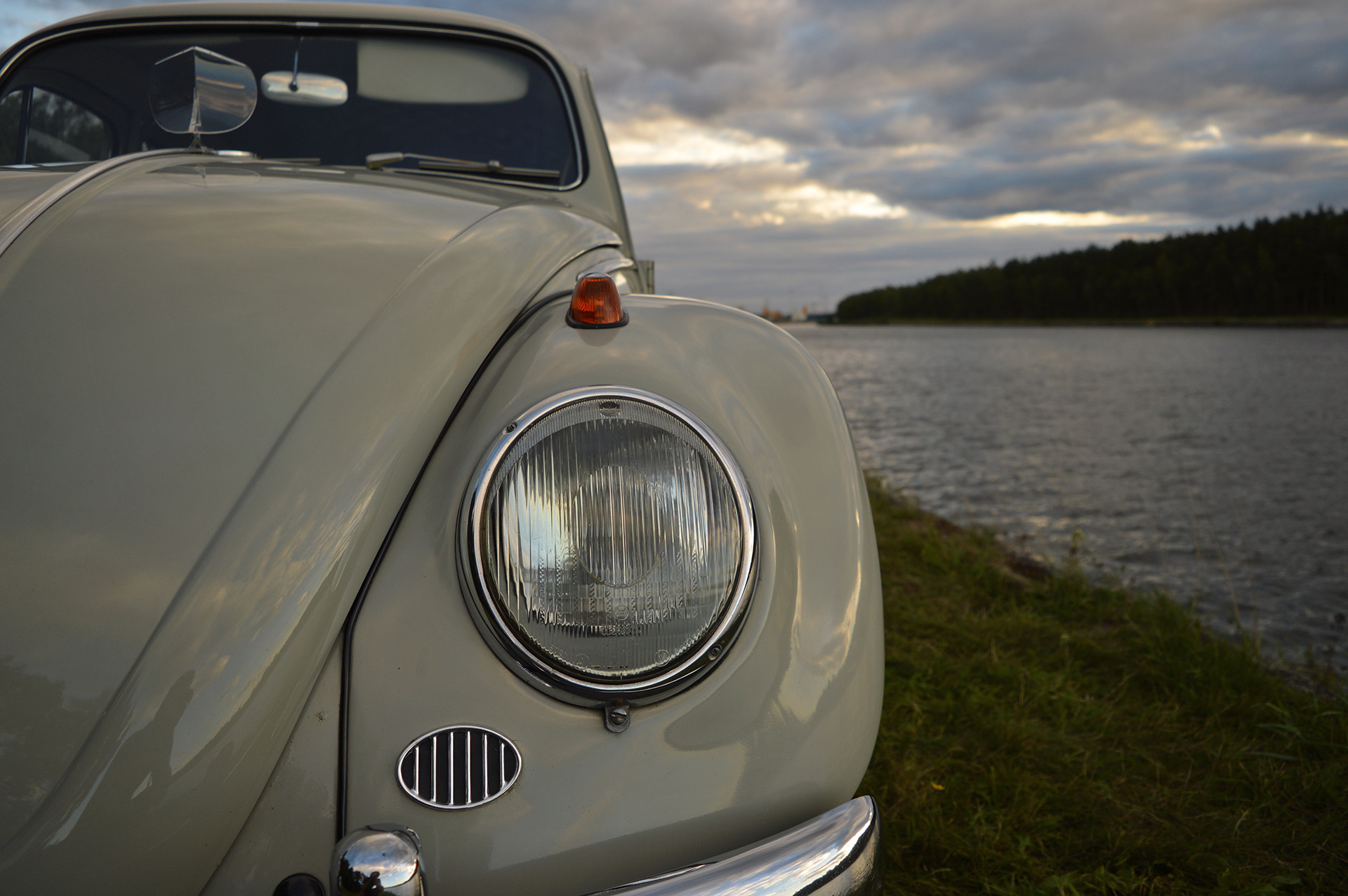 Volkswagen, Volkswagen Beetle, Vintage, Headlights, Old Car, Oldtimer, Belgium, Water Wallpaper