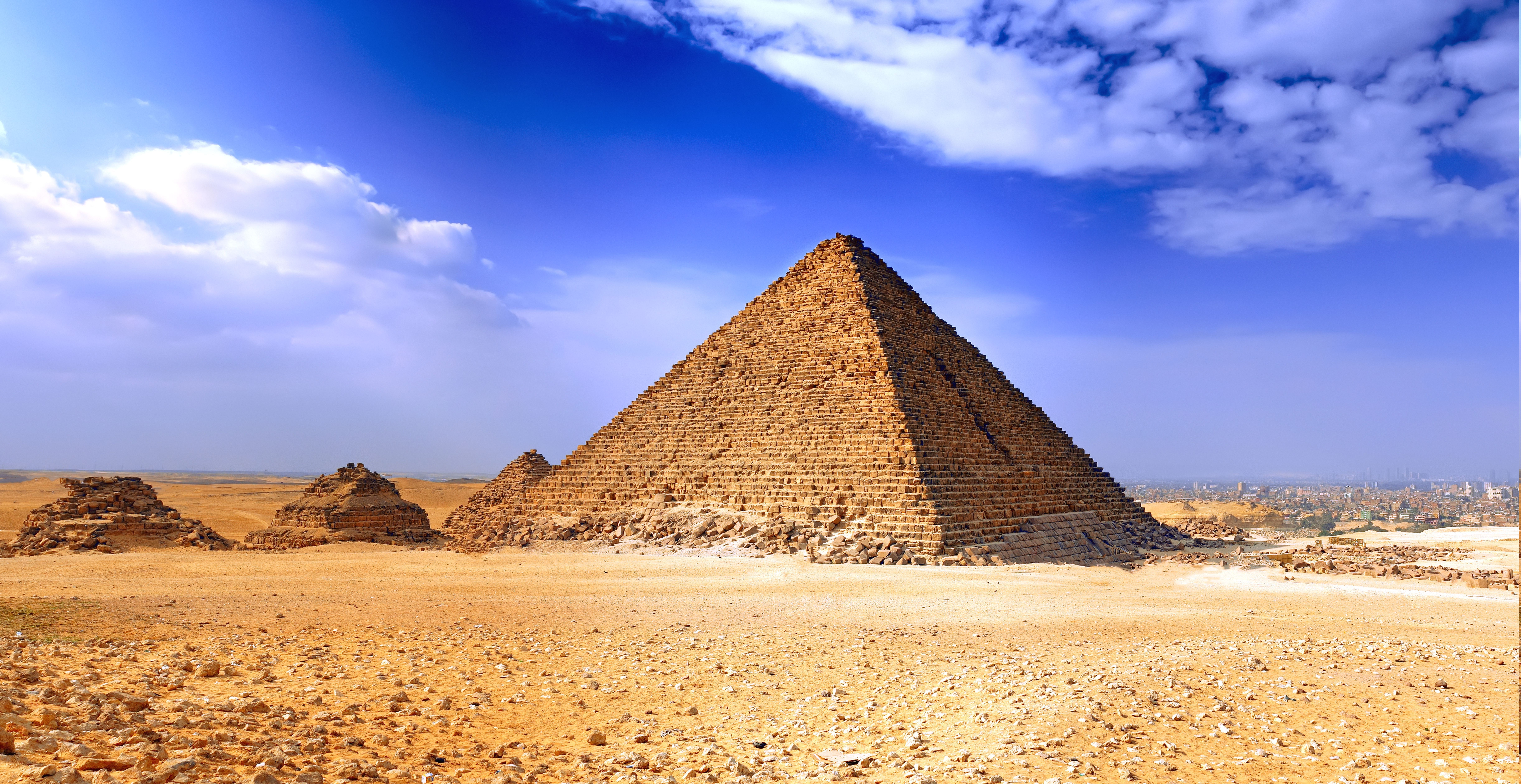 pyramid, Desert, Clouds, Landscape, Pyramids Of Giza, Egypt Wallpaper