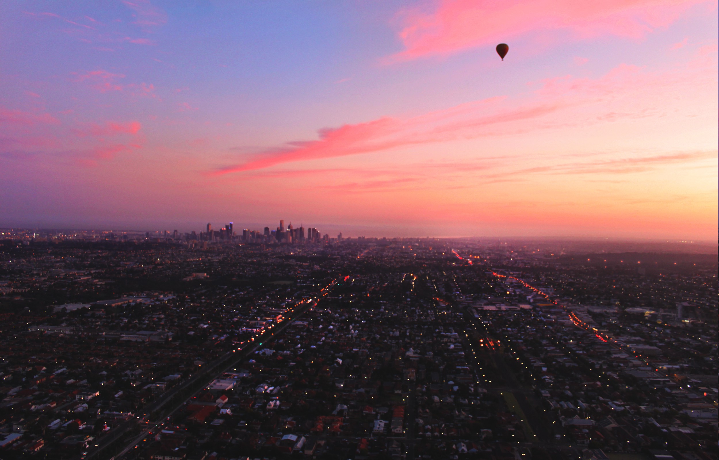 landscape, Cityscape, Aerial View, Hot Air Balloons Wallpaper