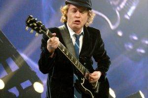 AC DC, Angus Young