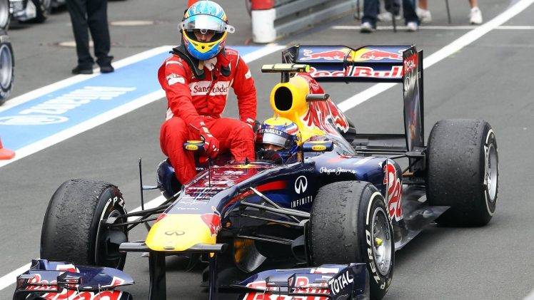 Ferrari, Fernando Alonso, Mark Webber, Red Bull Racing HD Wallpaper Desktop Background