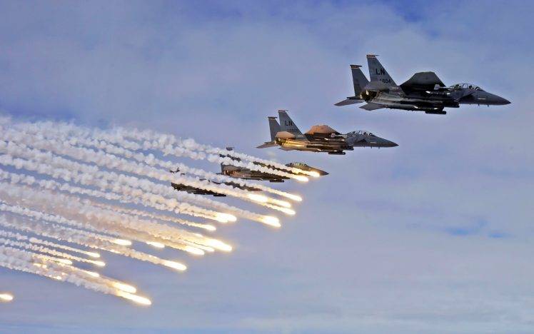 F 15 Strike Eagle, Military Aircraft, Flares HD Wallpaper Desktop Background