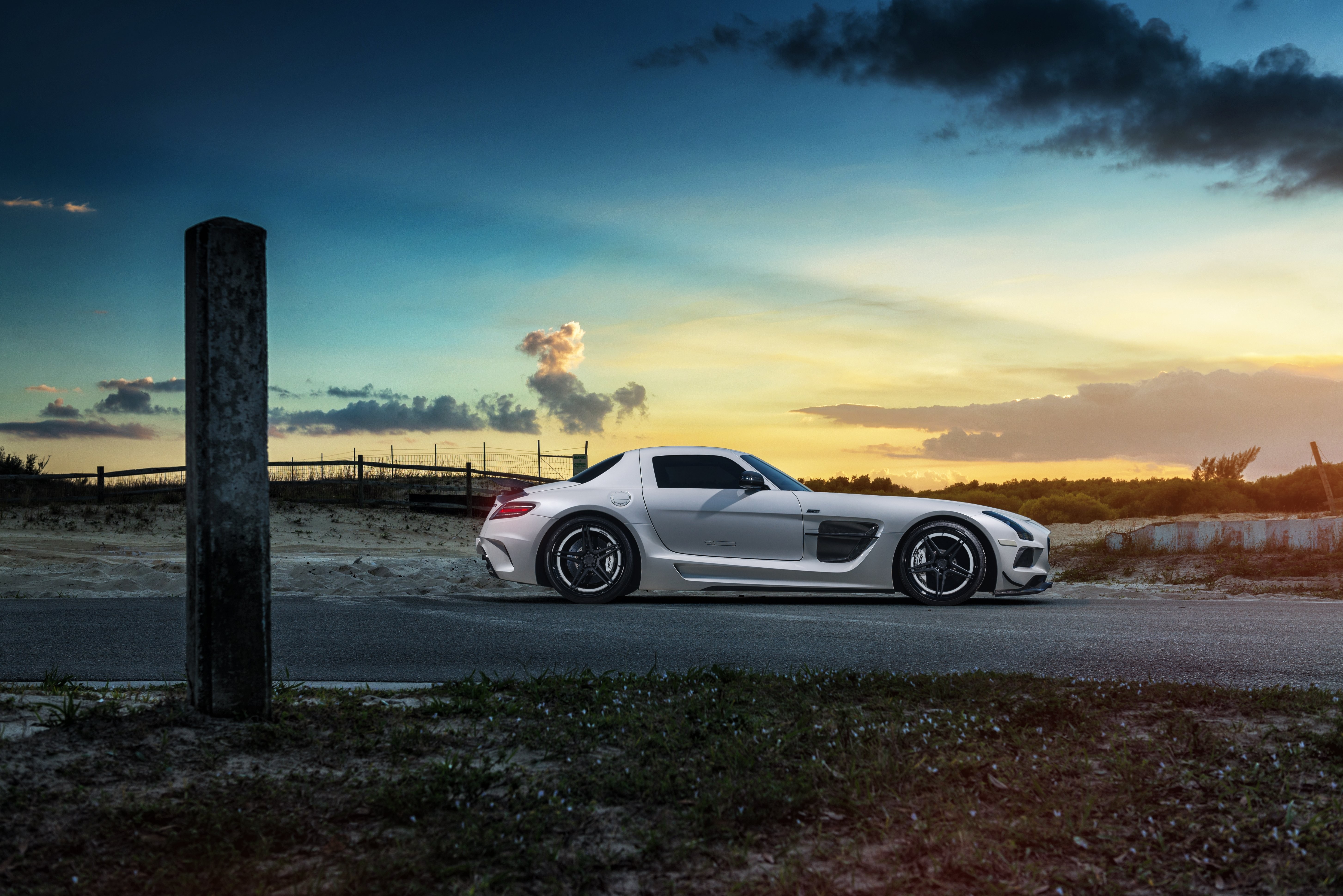 Mercedes Benz SLS AMG, Renntech Wallpaper