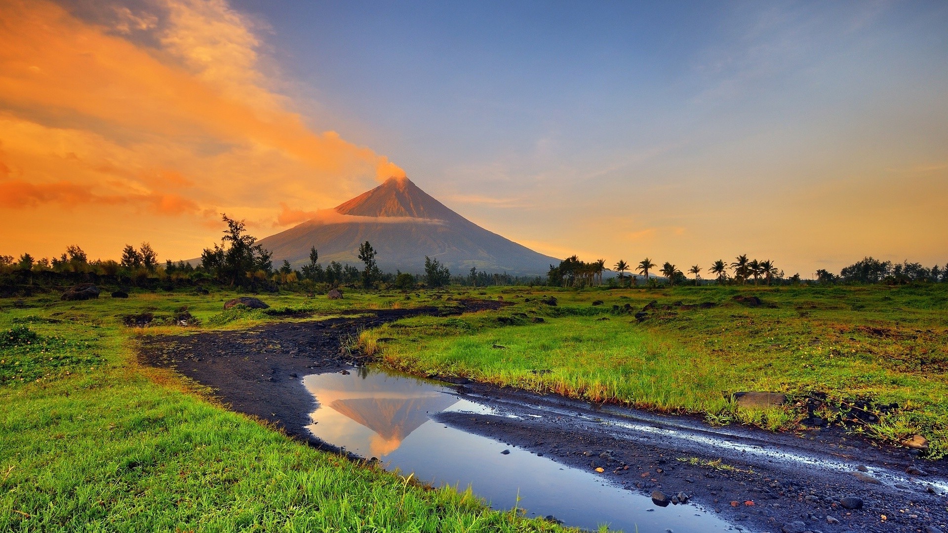 landscape, Volcano, Stream, Smoke, Philippines Wallpaper