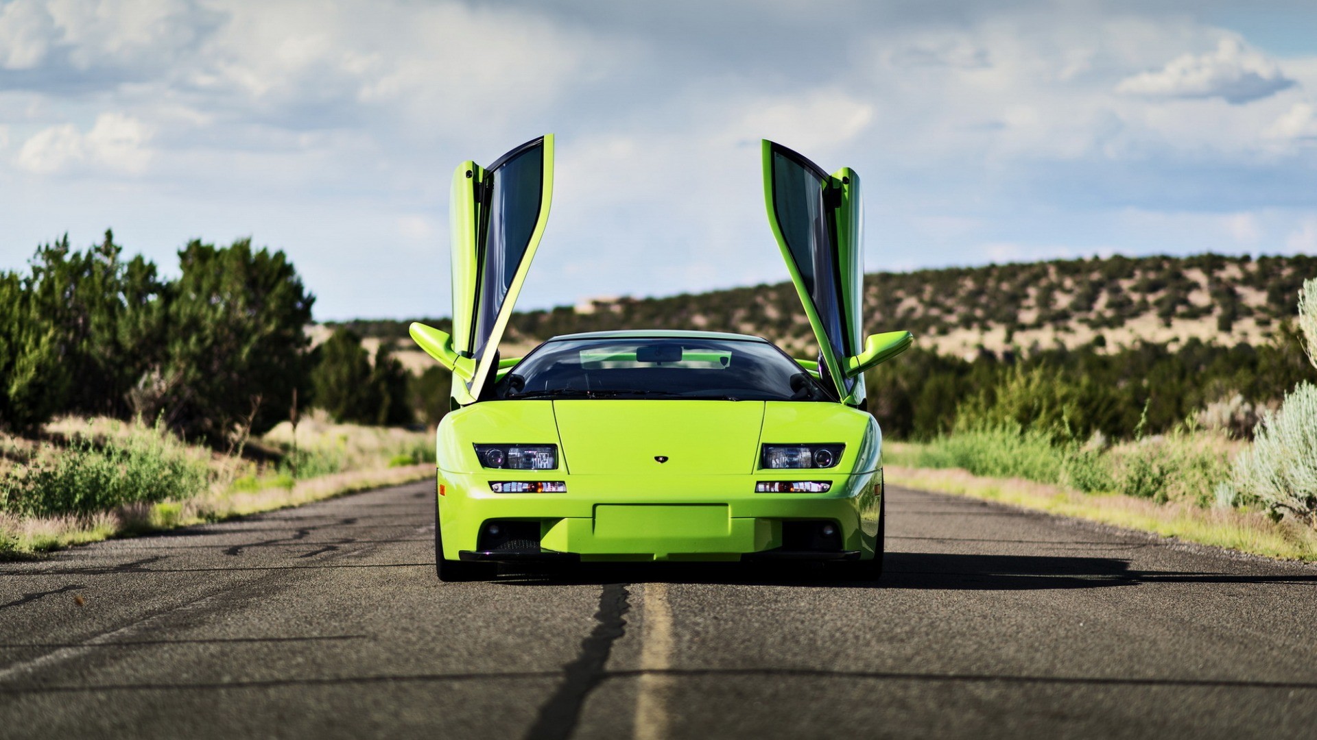 Lamborghini Diablo, Car, Green Cars, Desert Wallpaper