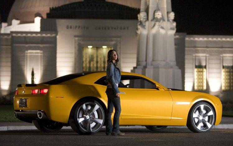 women With Cars, Megan Fox, Chevrolet Camaro Bumblebee, Chevrolet Camaro HD Wallpaper Desktop Background