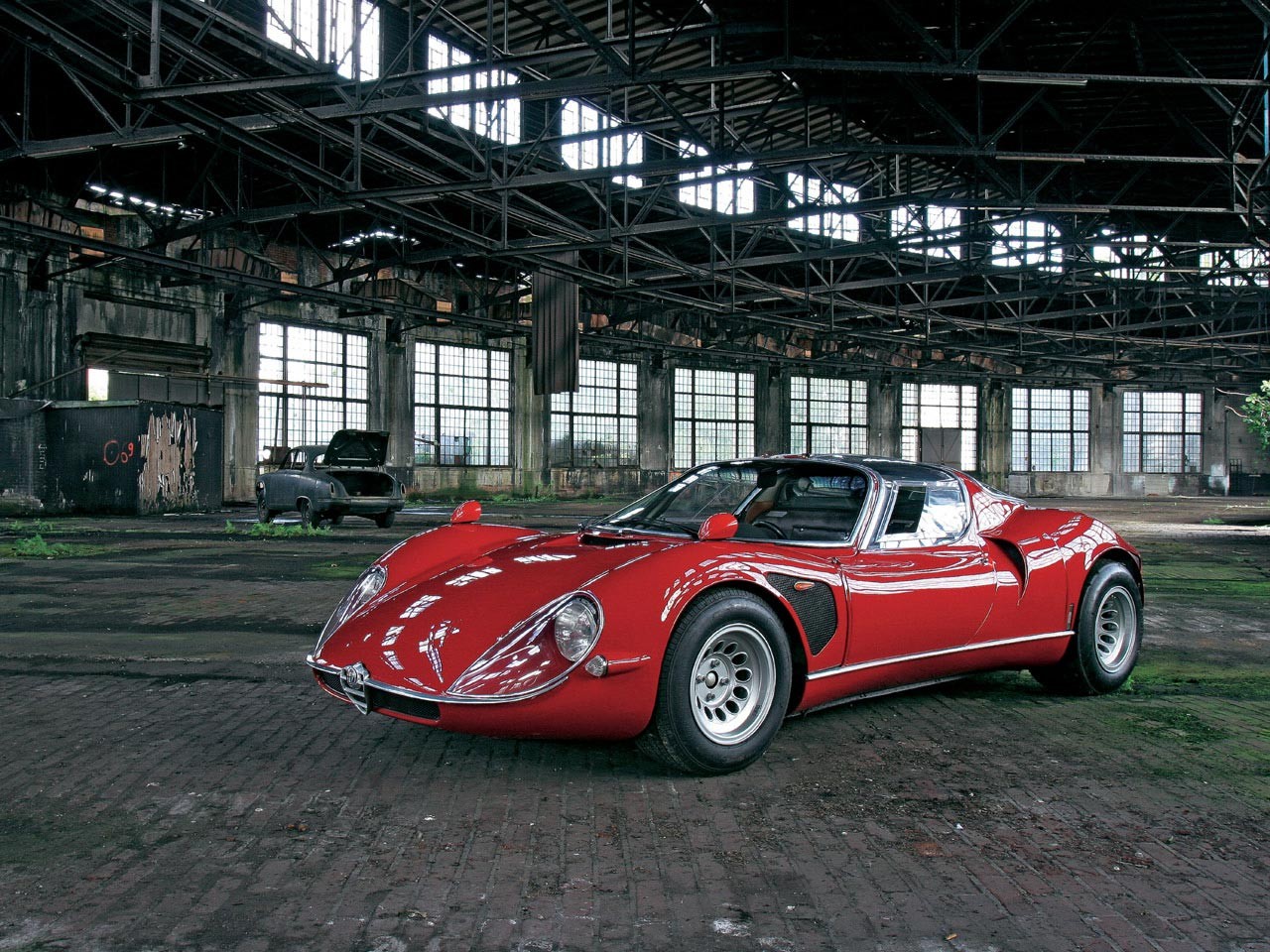 old Car, Alfa Romeo, 1967 33 Stradale Wallpaper