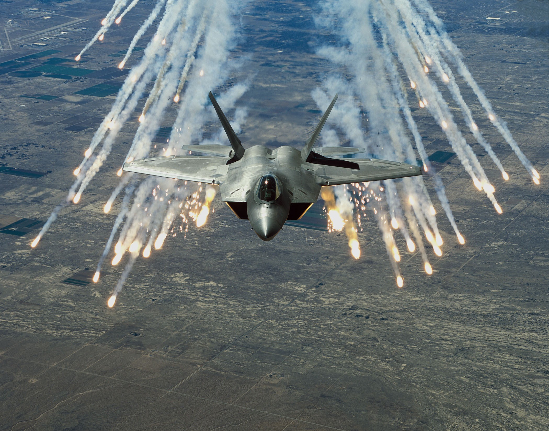 F22 Raptor, Flares, Military Aircraft Wallpaper