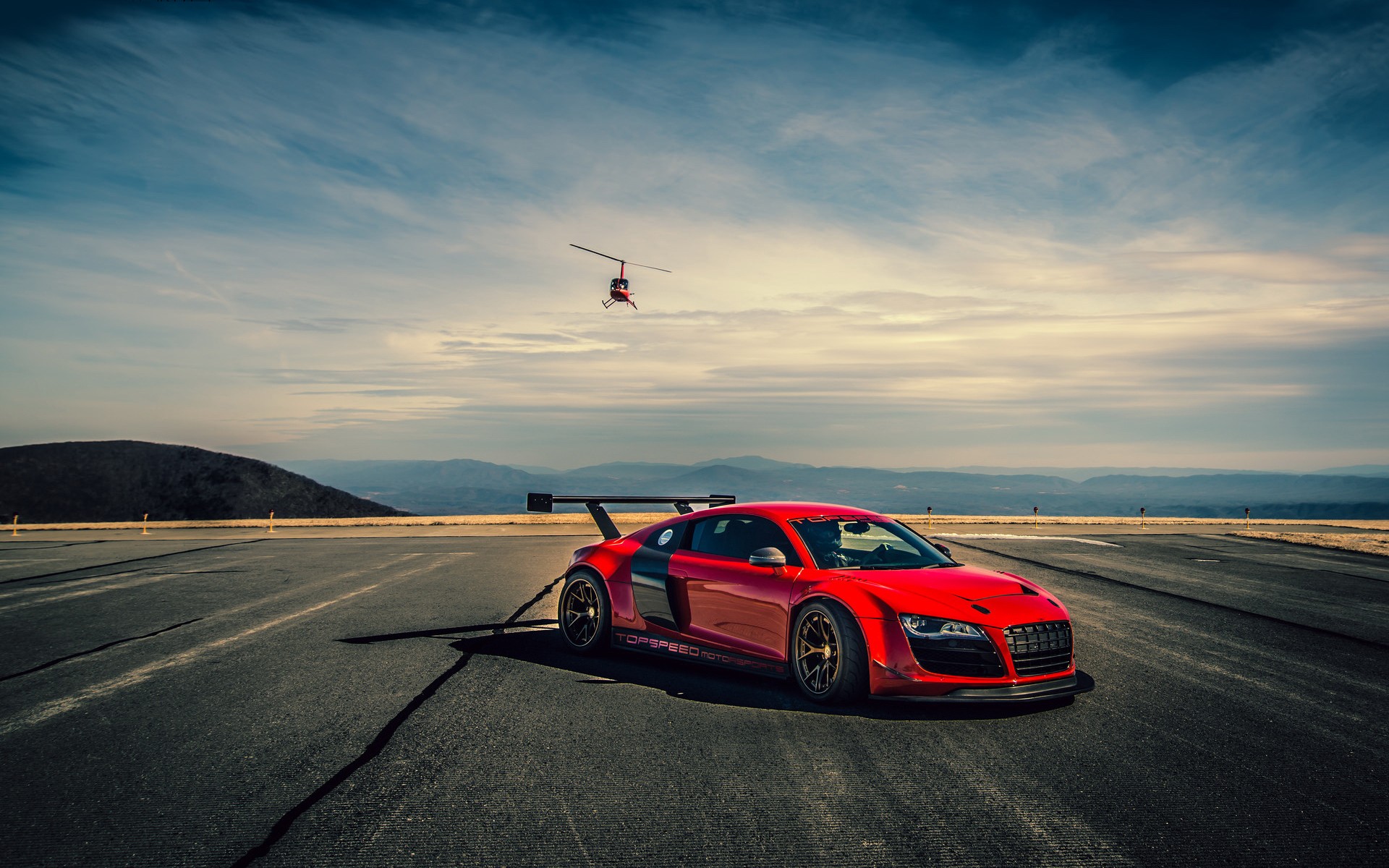 Audi R8, Helicopters Wallpaper