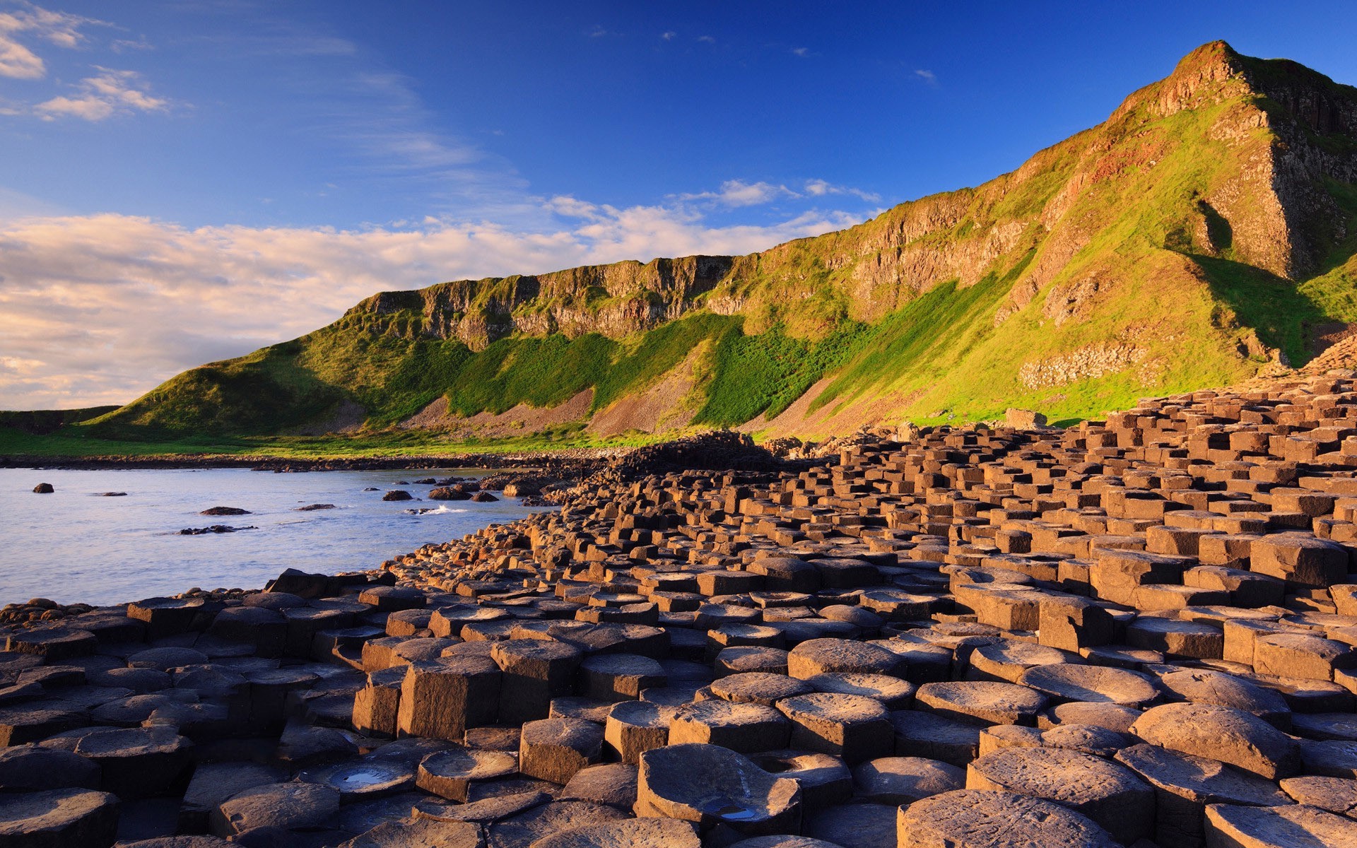 nature, Landscape, Water, Sea, Giants Causeway, Ireland, Stones, Rock Formation, Mountain, Clouds Wallpaper
