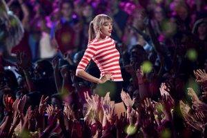 Waldo, Taylor Swift, Concerts