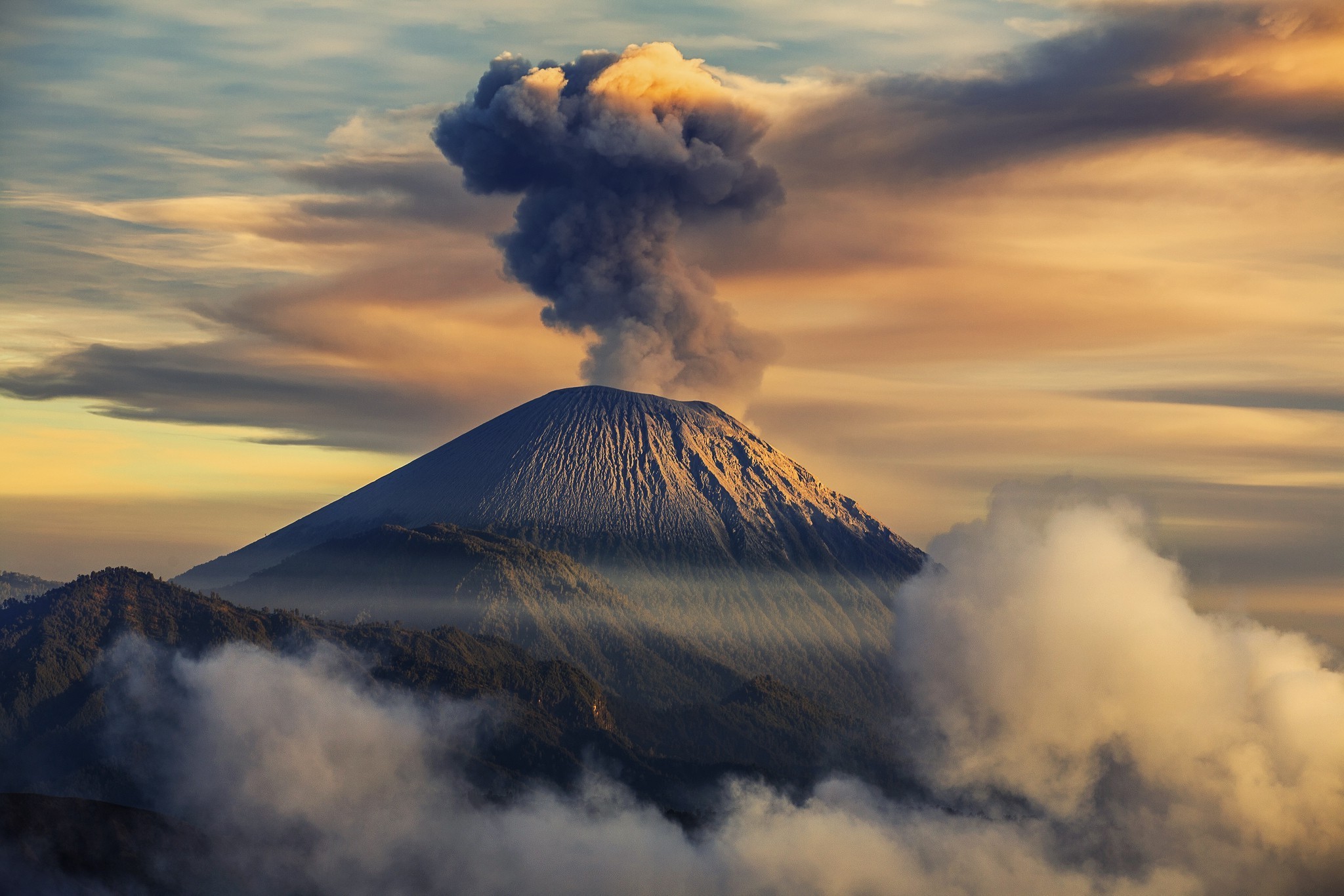 landscape, Volcano Wallpaper