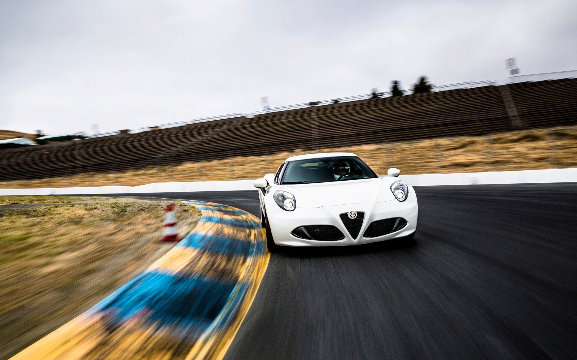 car, Alfa Romeo, Alfa Romeo 4C, Blurred Wallpaper