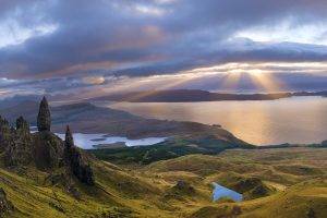 sunrise, Scotland, Island, Sunbeams, Sun Rays, Sea, Bay, Mountain, Clouds, Panoramas, Old Man Of Storr, Nature, Landscape, Grass, Skye, UK