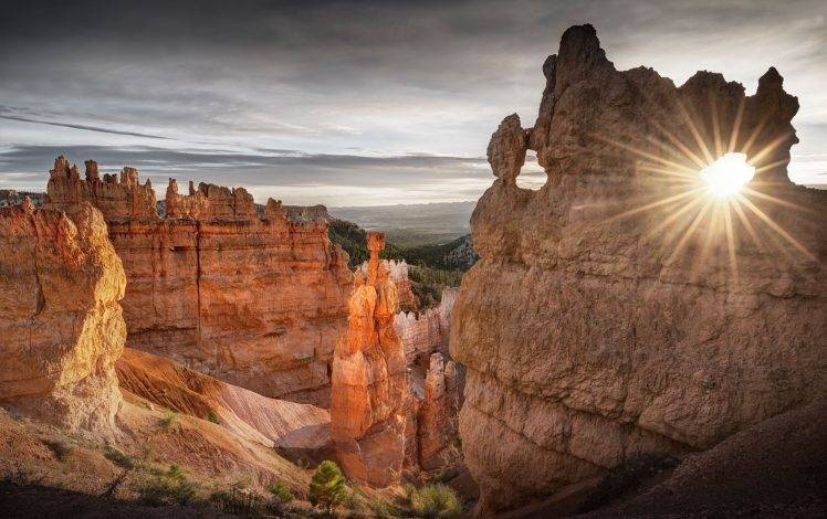 Bryce Canyon National Park, Utah, Erosion, Sunset, Sun Rays, Rock, Cliff, Trees, Nature, Landscape HD Wallpaper Desktop Background