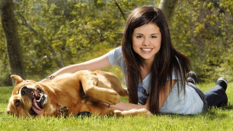 Selena Gomez, Dog HD Wallpaper Desktop Background