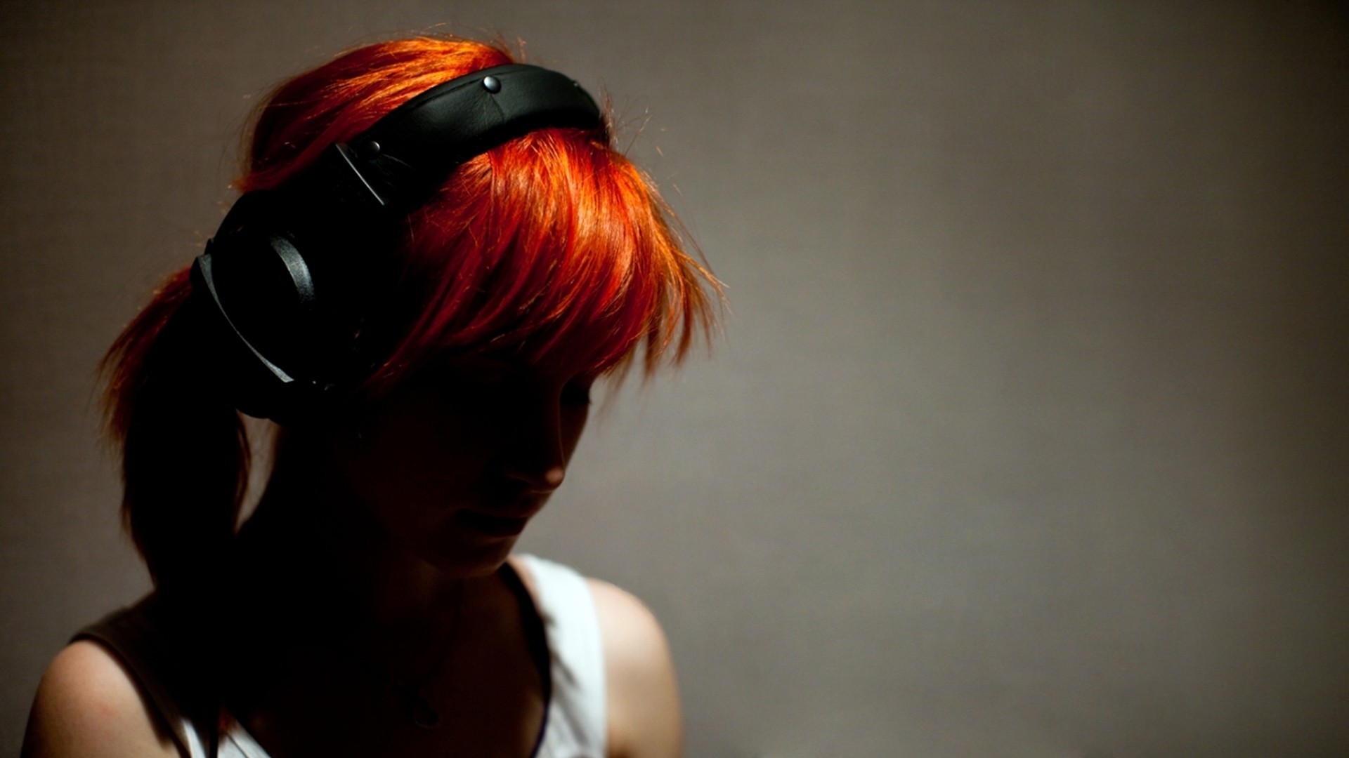 dyed Hair, Redhead, Women, Paramore, Hayley Williams, Headphones Wallpaper