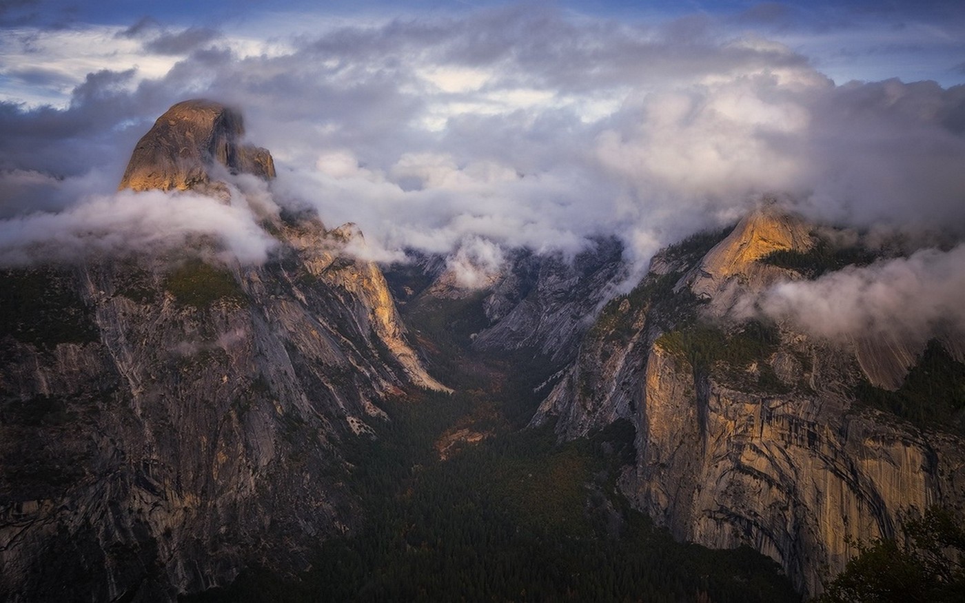 nature, Landscape, Yosemite National Park, Valley, Clouds, Sunset, Forest, Cliff, Mountain Wallpaper